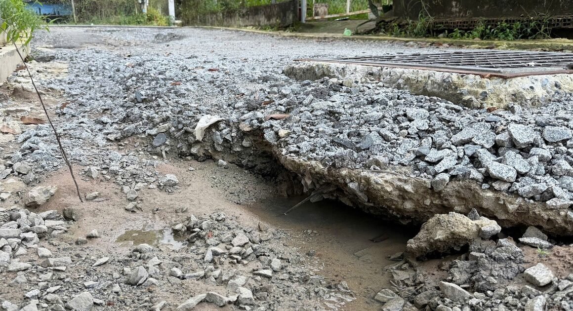 CHUYỆN ĐƯỜNG ĐẮT TIỀN XÂY DẦN SỬI LÀI, HƯ HỎNG GẦN NHƯ TOÀN BỘ SAU CHỈ VÀI NĂM!