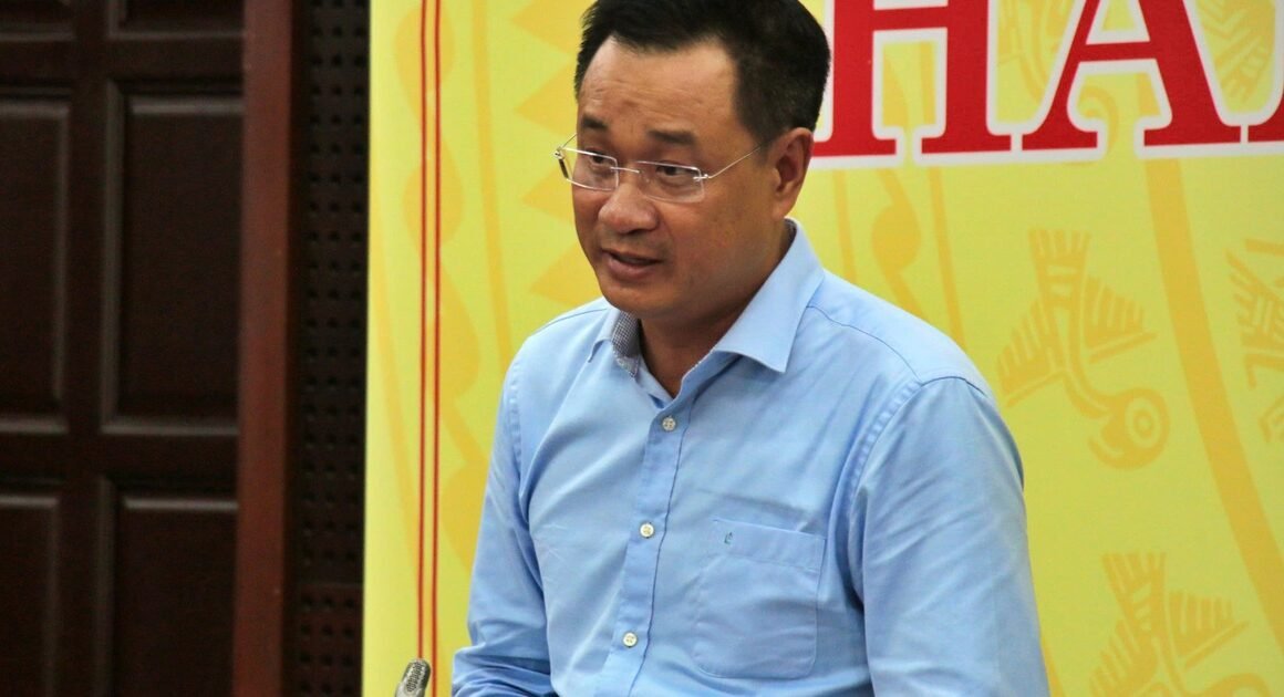 BÍ THƯ THÀNH ỦY ĐÀ NẴNG VÀO VÒNG XOÁY: NƠI CÓ ĐẾN HƠN MƯỜI PHÓ SỞ, NGUY CƠ VỀ TÂM LÝ NGẠI NGẦN TRONG CƠ SỞ!