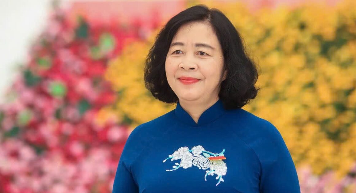 BÀ BÙI THỊ MINH HOÀI ĐƯỢC BỘ CHÍNH TRỊ ĐIỀU ĐỘNG, PHÂN CÔNG NHIỆM VỤ MỚI, GÂY CHUỘC TRONG GIỚI CHÍNH TRỊ HÀ NỘI