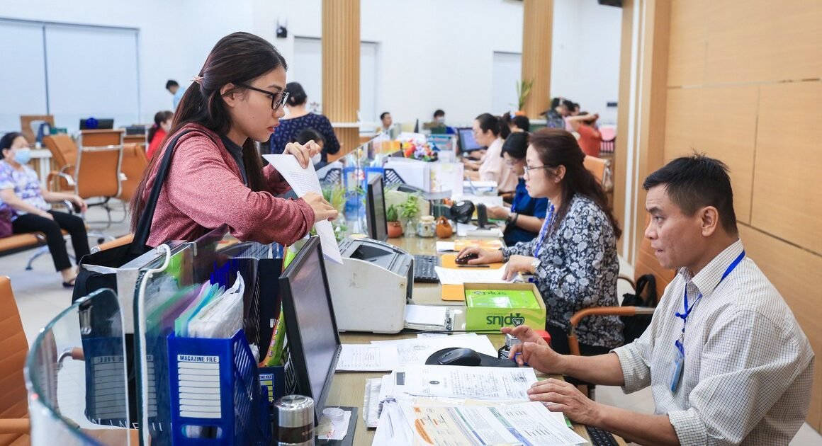 CẬP NHẬT MỚI NHẤT: ĐẾN HẠN CHO CÁC BỘ, NGÀNH VÀ ĐỊA PHƯƠNG HOÀN THÀNH KẾ HOẠCH VỊ TRÍ VIỆC LÀM TRƯỚC 31/12/2026 — BẠN ĐÃ BIẾT CHƯA?