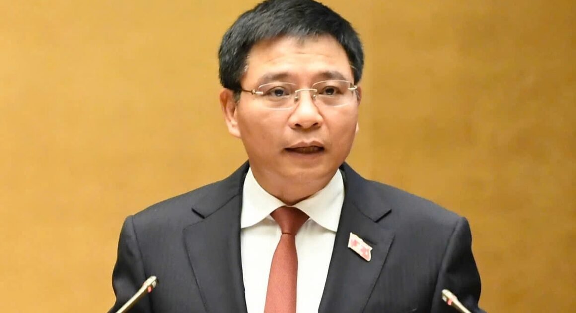 CHÍNH PHỦ ĐỀ XUẤT PHÂN CẤP QUYỀN QUYẾT ĐỊNH QUY HOẠCH CHO THỦ TƯỚNG ĐỂ GÓP PHẦN BẢO VỆ, PHÁT TRIỂN TỐT HƠN VÙNG BIỂN VÀ ĐẤT ĐAI QUỐC GIA