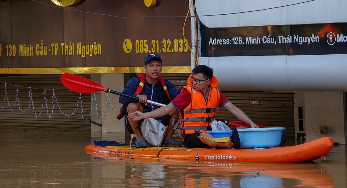 TÂN CHỦ TỊCH UBND TỈNH THÁI NGUYÊN ĐỀ RA DẶN GẤP VỀ GIẢI PHÁP CHỐNG NGẬP, BÁO CÁO SƠ BỘ TRONG VÒNG VÀI TUẦN!