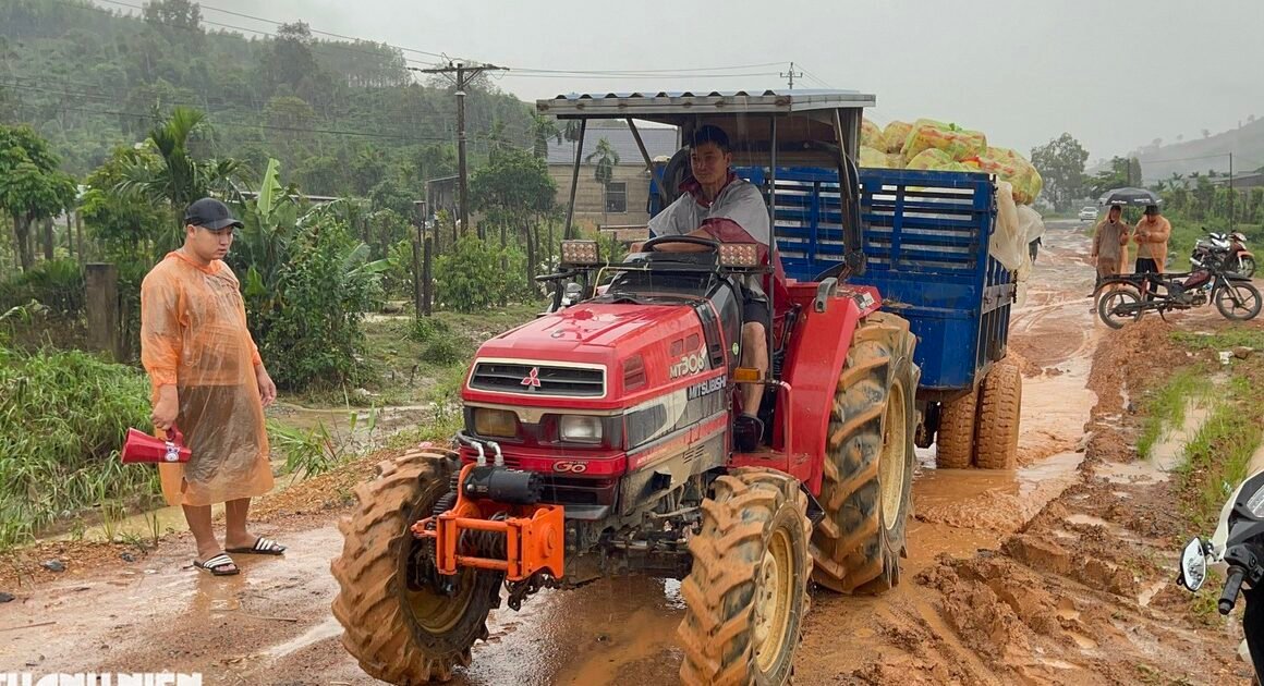 LŨ DỮ DỘI ĐANG ĐE DỌA NHẬN ĐỊNH TỈNH ĐẮK LẮK, CỤC CỨU NẠN KHẨN CẤP ĐANG HẾT CÔNG SỨC CHO NGƯỜI DÂN YANG MAO!