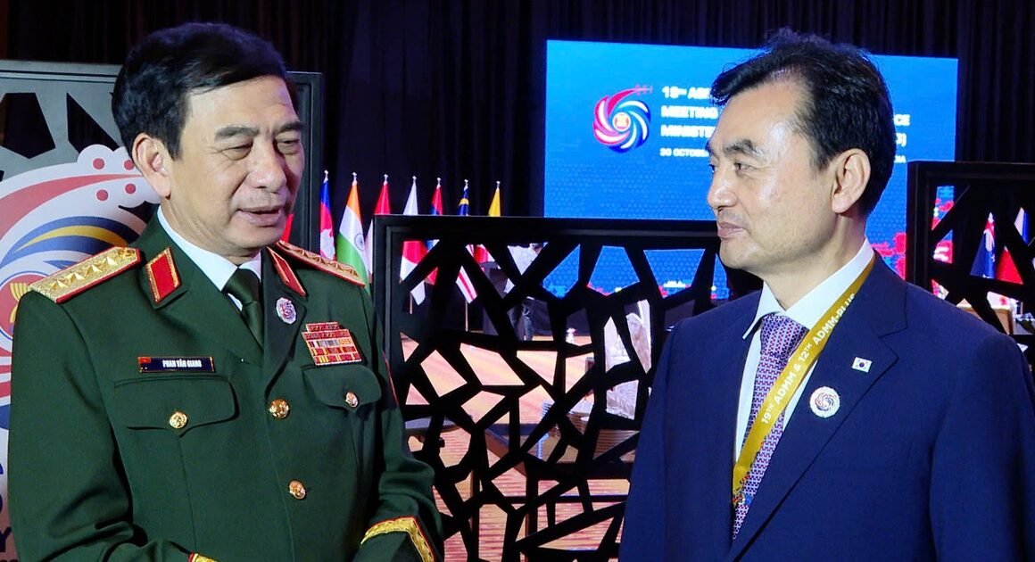 HỘI NGHỊ QUỐC PHÒNG ASEAN MỞ RỘNG 12, BẤT NGỜ GÂY CHÚ Ý VỚI NHỮNG THẮC MẮC ĐẾN TỪ LỘ TRÌNH HỘI NGHỊ!