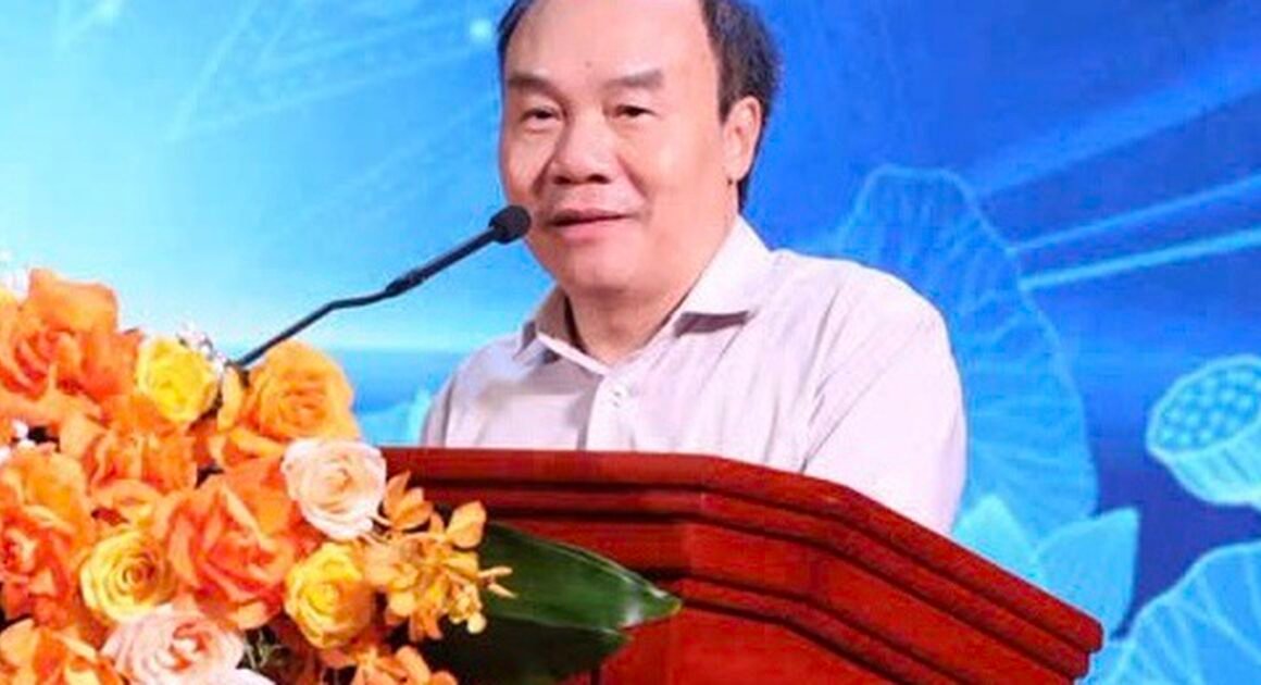 ĐỀU ĐẶC ĐIỂM CỦA CÁC CUỘC THI HỌC SINH GIỎI ĐANG GÂY TRĂC ẮC: ĐÀO TẠO NHÂN TÀI HAY CHỈ XUẤT THIỆU GIẢI THƯỞNG?