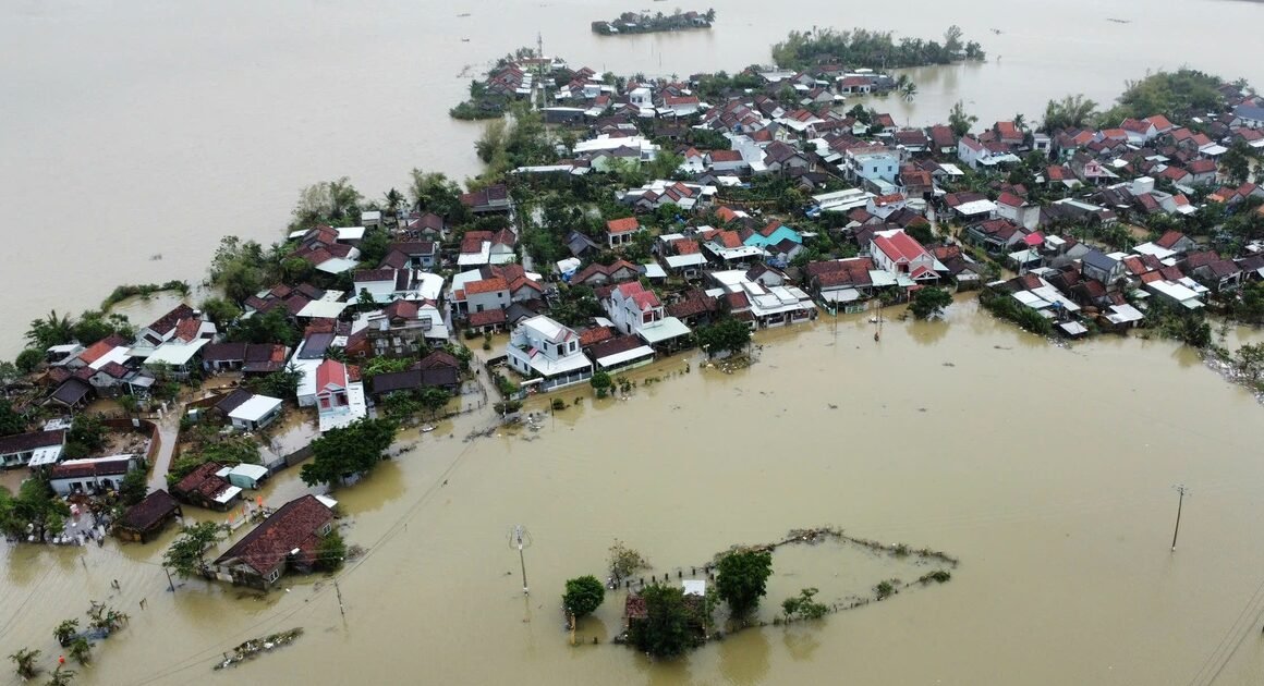 TIẾNG ĐÀN KHẨN CẤP CHỐNG SỰ THẬT: HÀNG NGÀN NGƯỜI CHẾT VÙNG LŨ ĐẮK LẮK CHỈ LÀ BỊ BỌM BỊ BÀI ĐẶT ĐÀO!