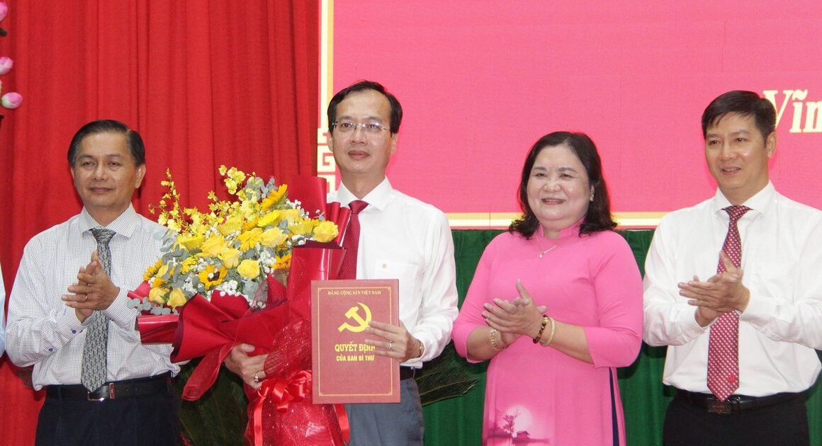 SẮP ĐỔI MỚI TÙY THEO CHIẾN LƯỢC LÃNH ĐẠO TỈNH VĨNH LONG 2025-2030!