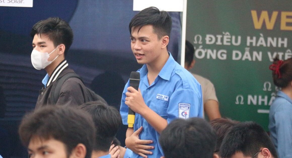 AI THÁCH THỨC GÌ CHO NGHỀ NGHIỆP BẠN ĐANG HƯỚNG TỚI? KHÁM PHÁ NHỮNG NGÀNH CÓ TƯƠNG LAI BỀN VỮNG TRONG KỶ NGUYÊN SỐ!