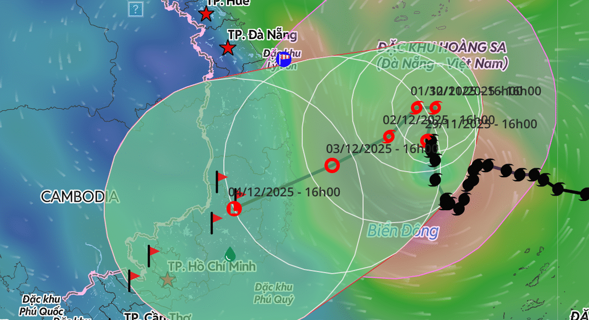 BÃO VÀ ÁP THẤP NHIỆT ĐỚI DỊ THƯỜNG NHẤT NĂM ĐANG DIỄN BIẾN PHỨC TẠP TRÊN BIỂN ĐÔNG, GÂY NHIỀU LO NGẠI CHO CHUYẾN ĐI LẠI