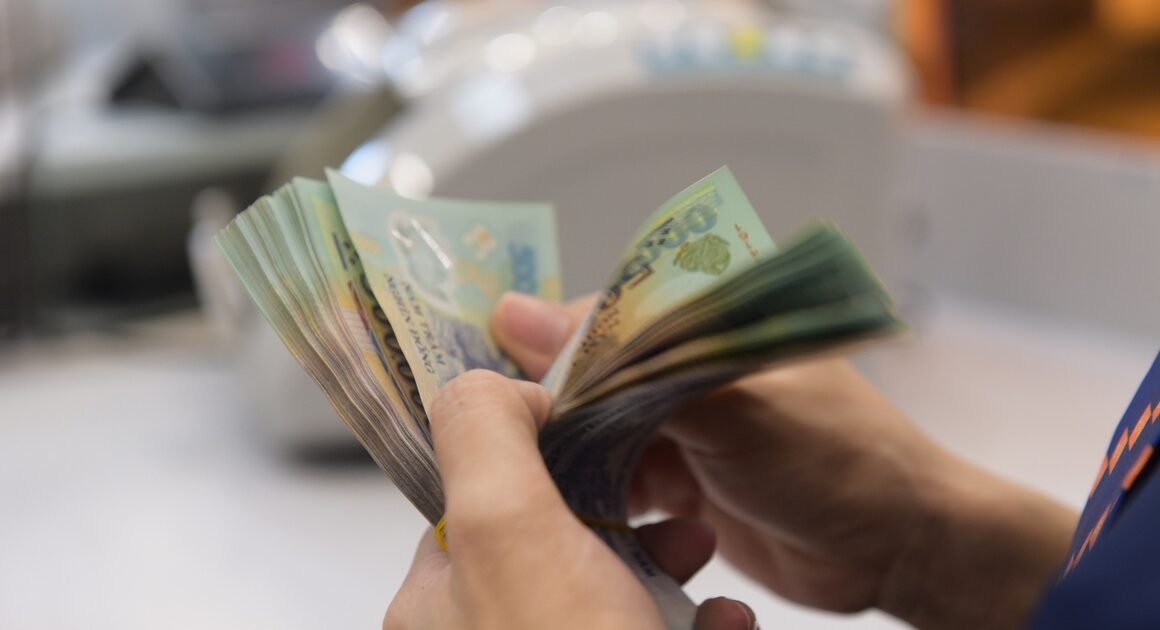 BƯỚC KHÓI ĐẦU CỦA ĐỀ ÁN CẢI CÁCH CHÍNH SÁCH TIỀN LƯƠNG CHƯA ĐƯỢC QUỐC HỘI XÉT DUYỆT, ĐANG BỊ GIỮ BÍ MẬT TẬN GỐC!