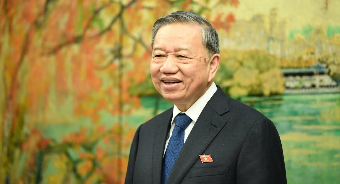 KHẨN TRƯƠNG: 2 NGHỊ QUYẾT QUAN TRỌNG VỀ KINH TẾ VÀ VĂN HÓA ĐANG GẤP RÚT ĐẾN CUỐI NĂM!