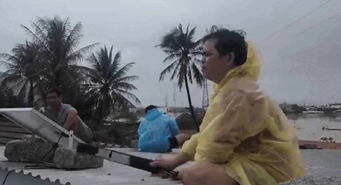 LŨ LỚN ĐÁNG SỢ GÂY RA ĐỨC TẮC ĐIỆN THOẠI, CẢNH BÁO KHẨN CẤP TỪ KHÁNH HÒA!