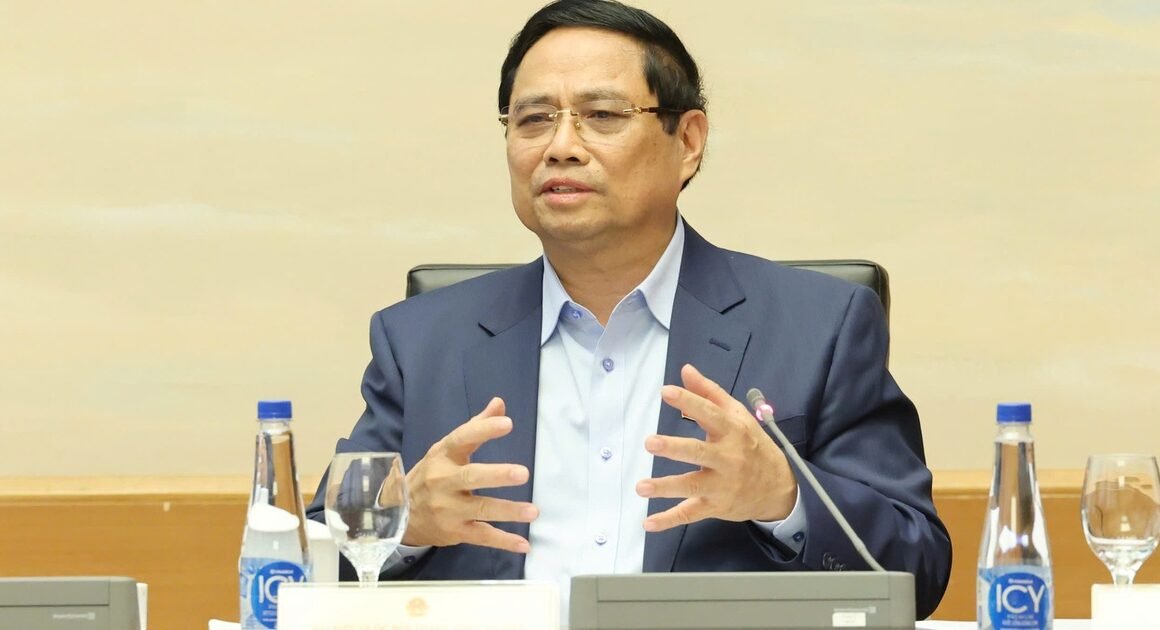 VIỆT NAM CÓ DƯ ĐỊA VẬN ĐỘNG TĂNG TRƯỞNG CAO BẤT CHẤP KHÓ KHĂN!