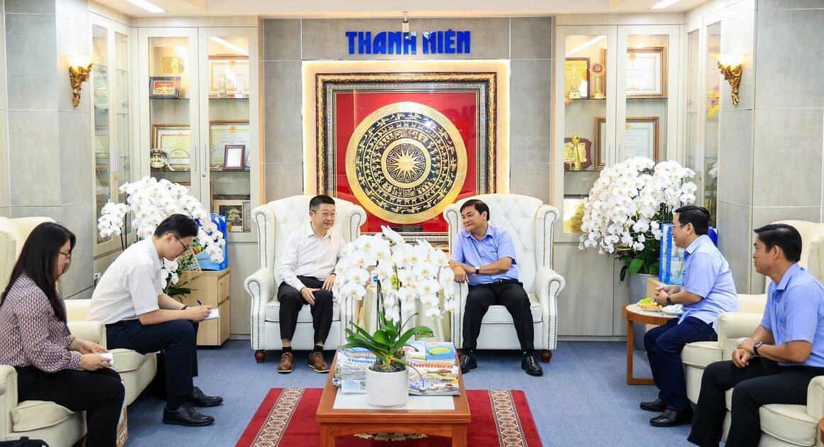 KHÁM PHÁ CƠ HỘI HỢP TÁC ĐỘC ĐÁO GIỮA TRUNG QUỐC VÀ BÁO THANH NIÊN!