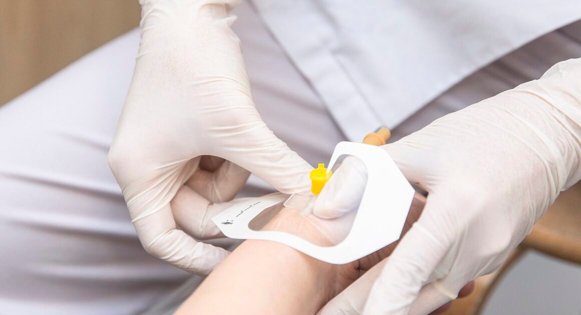 UNG THƯ TĂNG GẦN GẤP ĐÔI Ở VIỆT NAM, CƠ HỘI SỬ DỤNG PHƯƠNG PHÁP ĐIỀU TRỊ HIỆN ĐẠI ĐANG MỞ RA