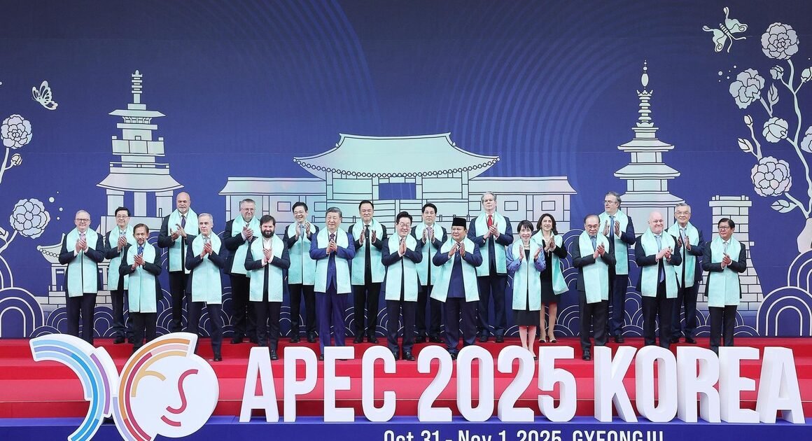KHÁM PHÁ NHỮNG BƯỚC CHUYỂN CẢI NĂNG ĐỘT PHÁ TẠI HỘI NGHỊ APEC 2023 ĐANG DIỄN RA TẠI GYEONGJU!