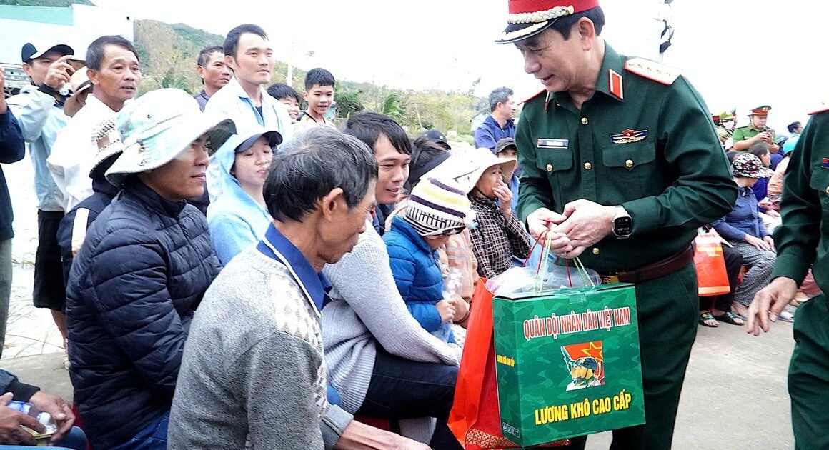 Những miền đất thiệt hại đồng loạt đón nhận hành động ủng hộ bất ngờ từ khắp nơi trên cả nước!