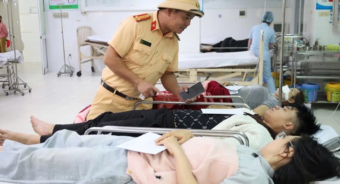 SỰ CỐ THƯƠNG TÁC TRÊN CAO TỐC ĐÀ NẴNG – QUẢNG NGÃI CÓ GÌ ĐANG CHỜ ĐỢI GIA ĐÌNH NHÀ GÁI VÀO SÁNG NAY?