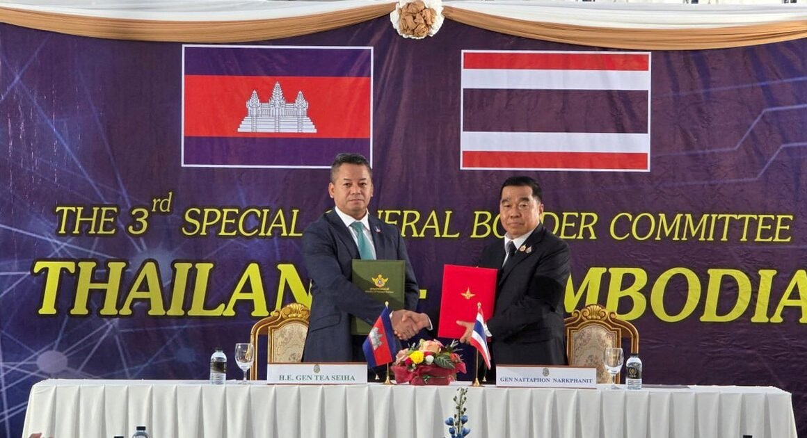 THÁI LAN VÀ CAMPUCHIA GIẢI QUYẾT XUNG ĐỘT VỚI LỆNH NGỪNG BẮT ĐẦU TỪ TRƯA NAY, SẼ KÉO DÀI 72 GIỜ – CHÍNH SÁCH MỚI ĐEM ĐẾN ĐOÀN KẾT HAY RỦI RO?