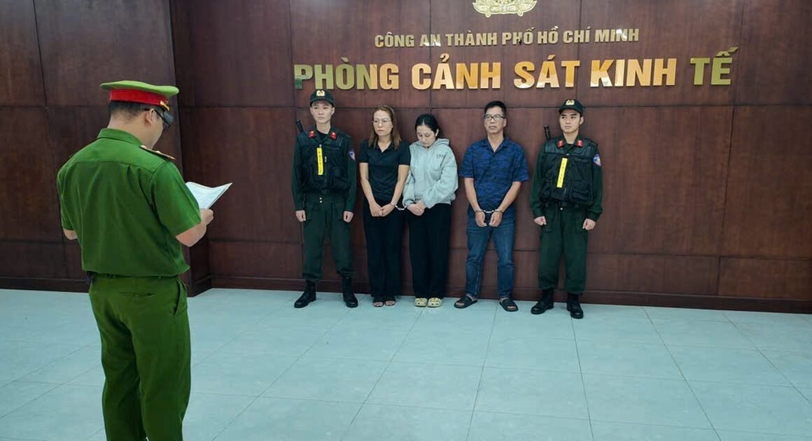 NGƯỜI ĐỨNG SAU NHỮNG THỦ ĐOẠN BUÔN LẬU THỰC PHẨM CHỨC NĂNG LÀ AI?