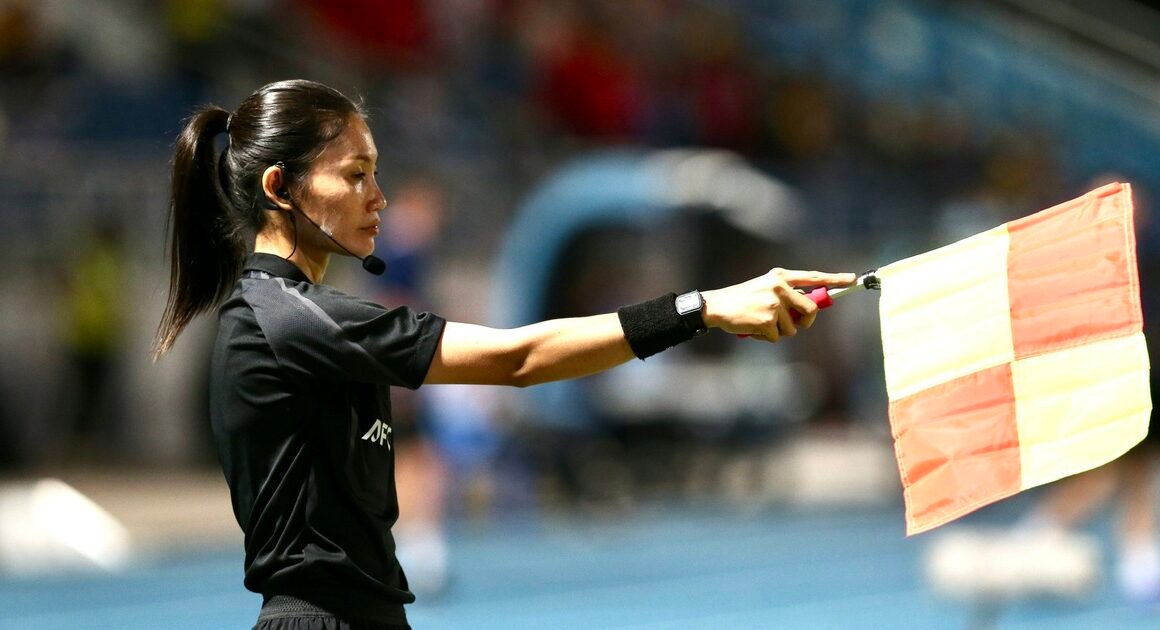 CHUYỆN GÌ ĐANG XẢY RA SAU KHI HIỆP 1 TRẬN CHUNG KẾT SEA GAMES 33 MỞ RỘNG, GÂY SỐC TRONG CỘNG ĐỒNG TRUYỀN THÔNG!