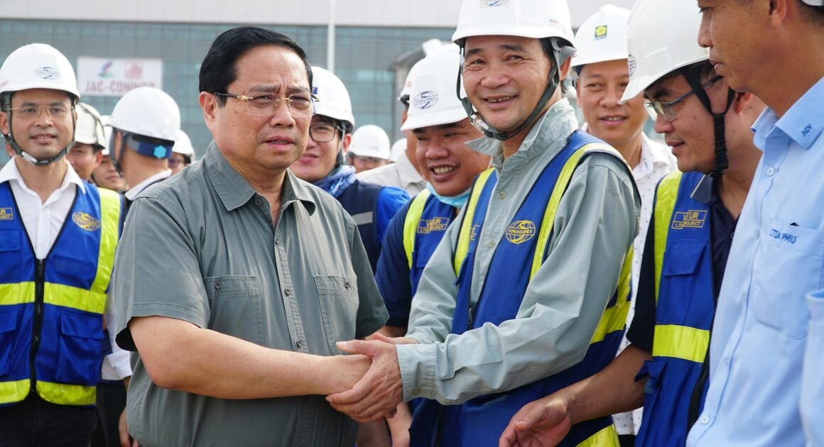 THỦ TƯỚNG PHẠM MINH CHÍNH KIỂM TRA DỰ ÁN SÂN BAY LONG THÀNH TRƯỚC GIỜ GẶP CHUYẾN BAY ĐẦU TIÊN!