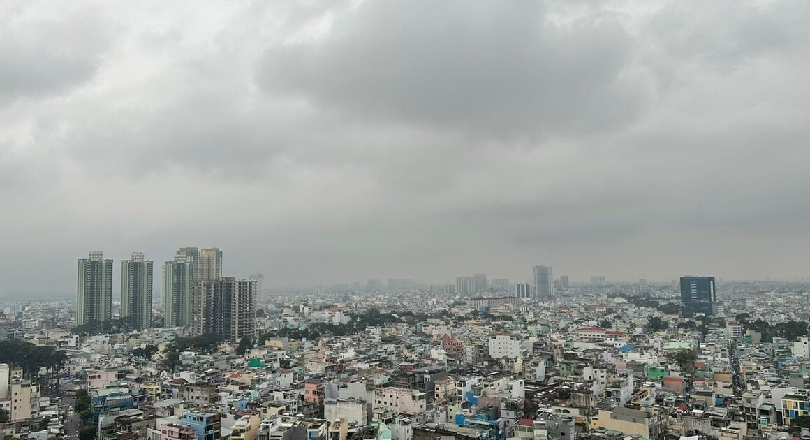 DƯỚI CÓI GIÔNG VÀ TRIỀU CƯỜNG ĐỈNH ĐIỂM, SỐNG Ở TP.HCM VÀ NAM BỘ KHÓ KHĂN HƠN BAO GIỜ!