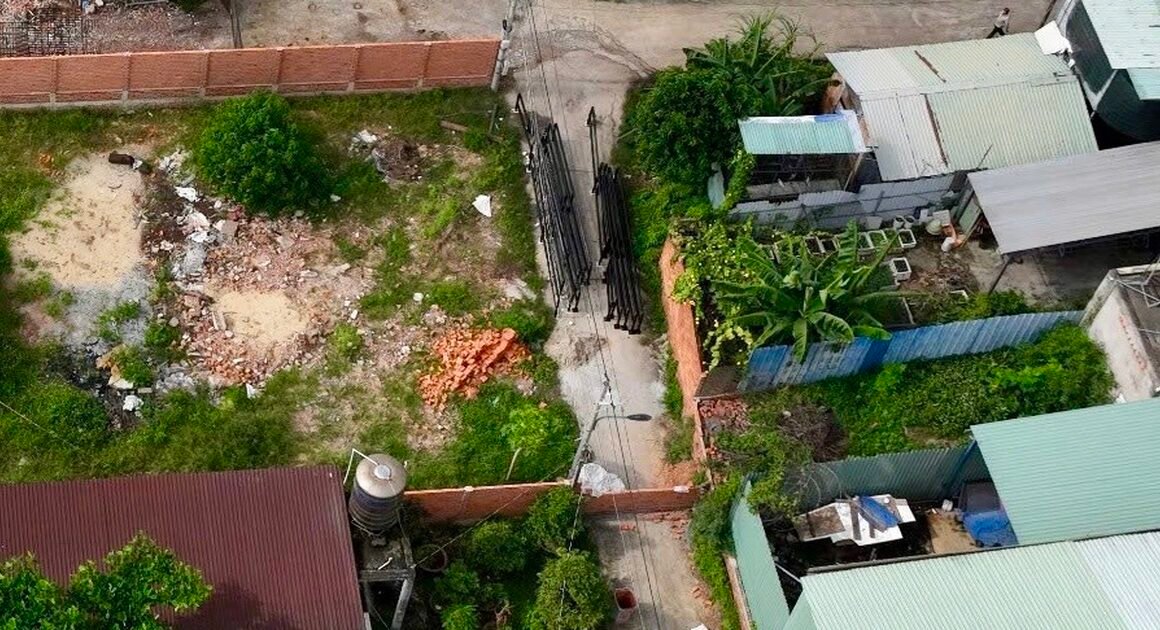 KHÔNG NGỜ ĐƯỢC, KHU ĐẤT TRÁI PHÁP VỤ ĐANG BỊ NGĂN CHẶN VÌ ĐƯỜNG ĐƯỢC TỰ MỞ!