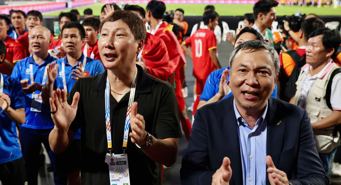 BÓNG ĐÁ VIỆT NAM ĐANG VƯƠN TẦM MỚI VỚI NHỮNG CỐT MỐC ĐÁNG KHỞI SƯỚNG TRONG NĂM 2025!