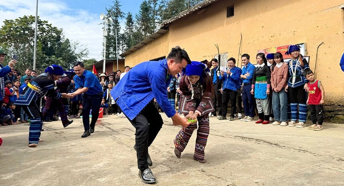 TỪ NHỮNG NĂM THÁNG ĐẦU TIÊN KHỞI ĐẦU VỚI BÁO THANH NIÊN ĐẾN HÀNH TRÌNH TRỞ THÀNH CÁN BỘ TRỌNG YẾU TẠI THÀNH ĐÒAN HÀ NỘI, BẠN ĐÃ KHÁM PHÁ ĐƯỢC NHỮNG GÌ?