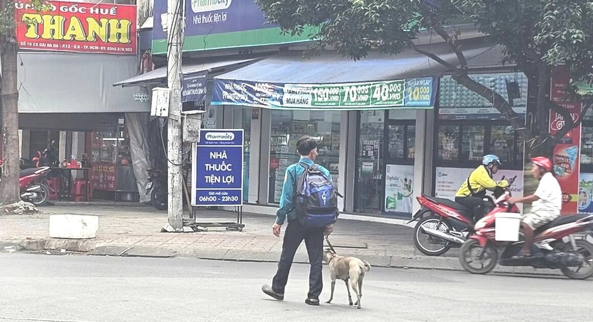 NGƯỜI ĐÀN ÔNG MIỀN TÂY DÙ HƠN 30 LẦN GÕ CỬA TẠI TP.HCM VẪN KHÔNG NGẦN NHẬN TIỀN, CHỈ MONG CÓ MỘT CƠ HỘI VIỆC LÀM