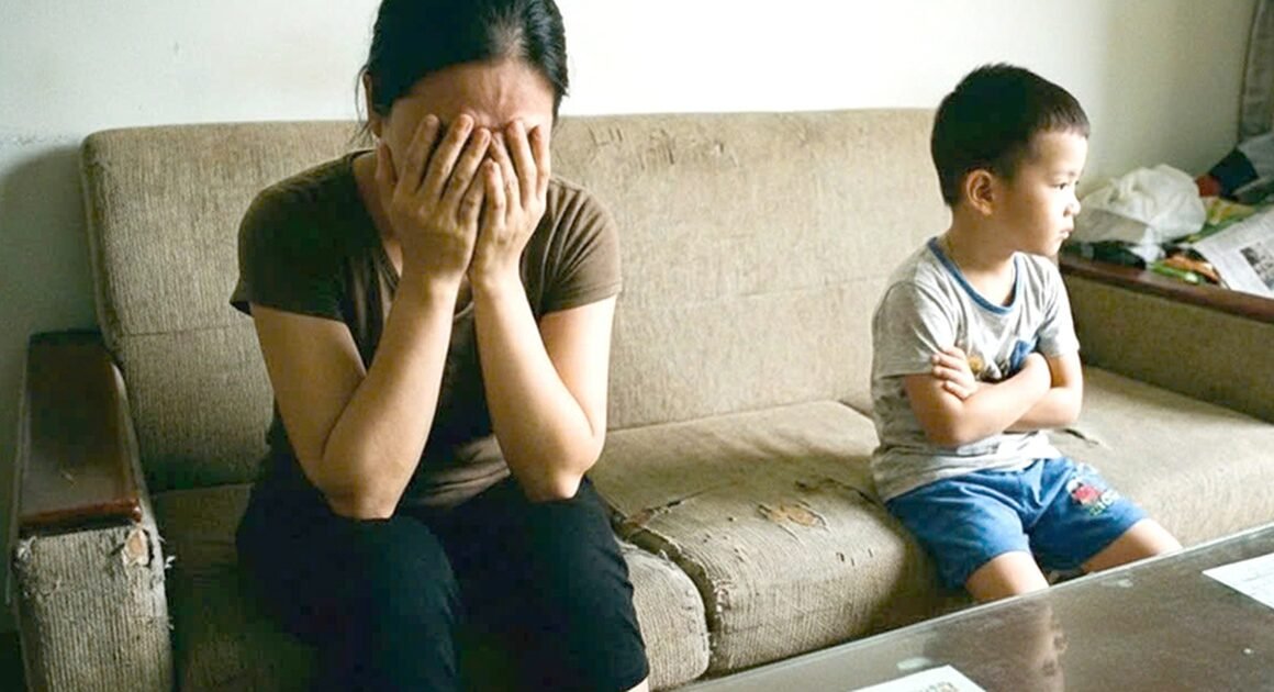 BẠN CÓ ĐANG GẶP KHÓ KHĂN VỚI VIỆC DẠY CON NỔI LOẠN VÀ CẢM GIÁC BẤT LỰC?