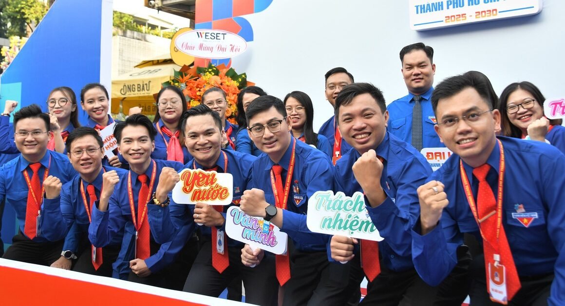 THANH NIÊN TP.HCM HÔM NAY ĐANG GÁNH GÁNH SỨ MẠNG LỊCH SỬ ĐỂ KIẾN TẠO MỚI ĐẬM CHẤT RIÊNG!