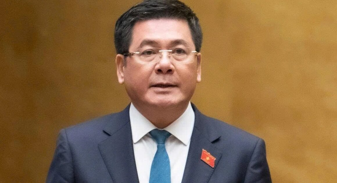 BẠN CÓ BIẾT ĐĂNG LIVESTREAM MÀ KHÔNG CUNG CẤP THÔNG TIN CHÍNH XÁC ĐỀU PHÁP LUẬT CẠNH TRANH NGHIÊM NGẶT?