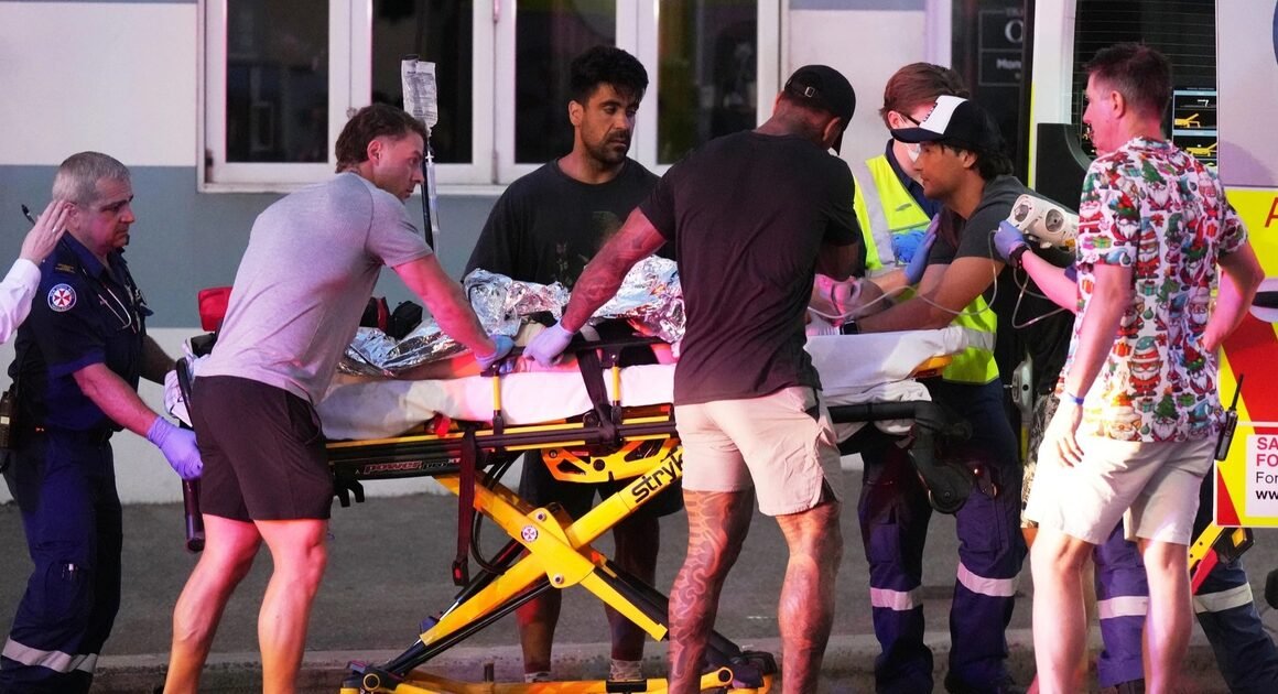XẢ SÚNG TẠI BÃI BIỂN BONDI: MỘT VỤ TẤN CÔNG KHẨN CẤP GIỮA ĐƯỜNG PHỐ SẦM UẤT SẼ GÂY CHO CẢ THÀNH PHỐ BẤT NGỜ