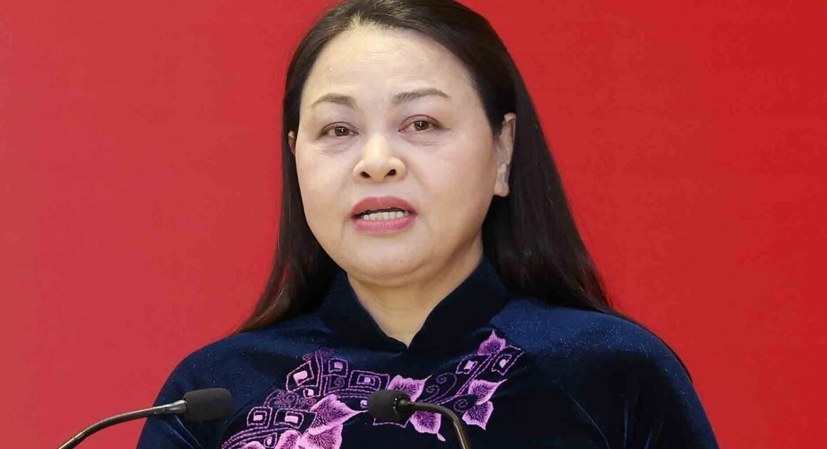 BÀ NGUYỄN THỊ THU HÀ, NGƯỜI ĐỒNG HÀNH ĐẾN CÙNG CÁC KHÁCH ĐA CHIỀU, ĐƯỢC GẢI QUYẾT GÌ TRONG VỤ ÁN ĐẶC BIỆT NÀY?