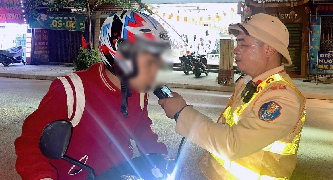 KHÁCH HÀNG CÓ BIỆN MINH “CHỈ THỬ 2 CHÉN” VẪN VÔ TĂN NỘNG ĐỘ CỒN VƯỢT QUY ĐỊNH!