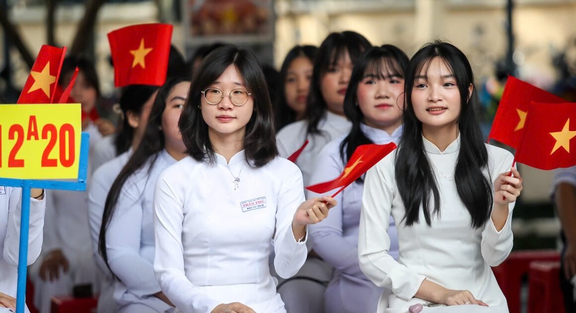 BẠN ĐÃ BIẾT CHƯA: NHỮNG QUYẾT ĐỊNH XÉT TUYỂN CÓ THẬT SỰ ĐƠN GIẢN?