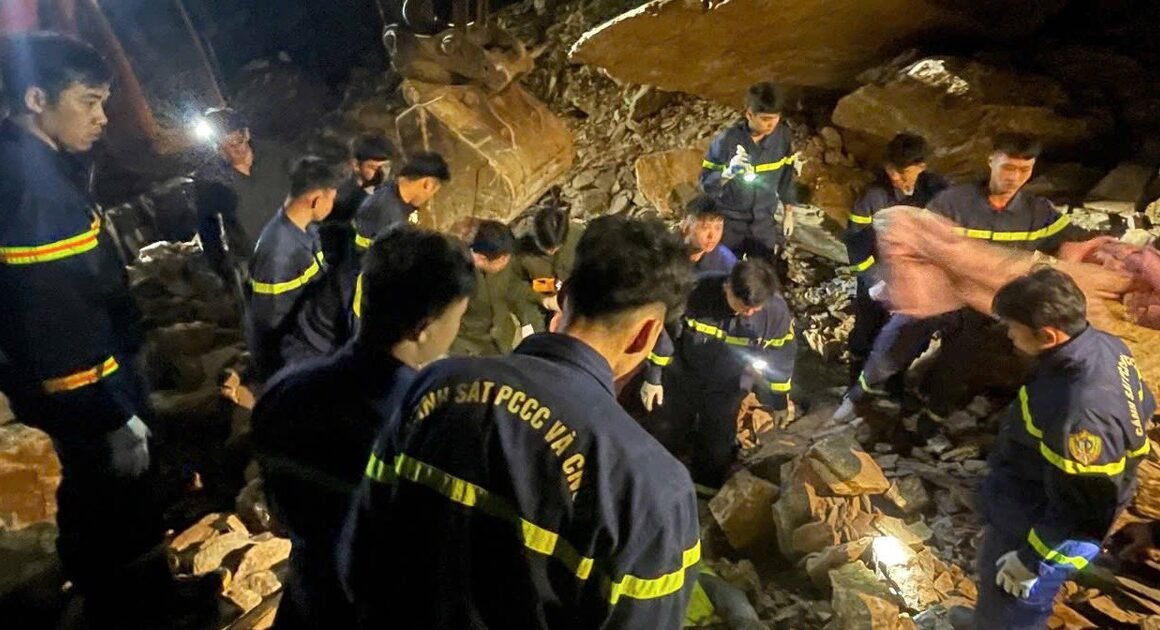 “CHUYỆN KHÓ TIN SAU VỤ SẬT LỞ Ở MAI CHÂU: ĐÃ TÌM THẤY MỘT NGƯỜI CHẾT, CÒN AI ĐANG MẤT TÍCH?”