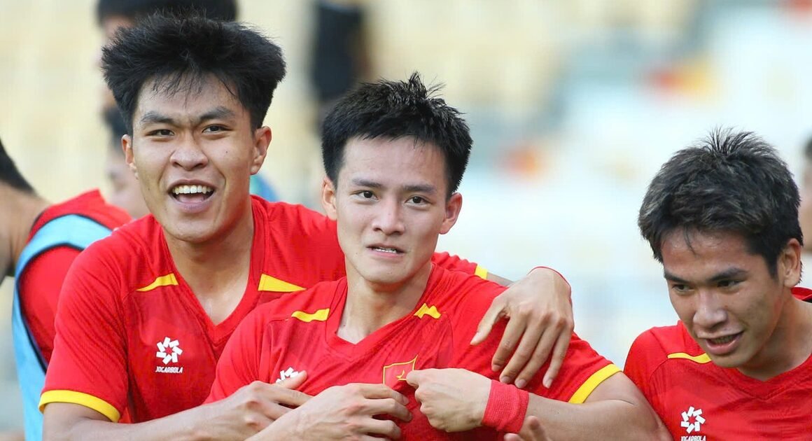 CHẮC CHẮN VIỆT NAM SẼ GIẢI CỨU CHỨC VÔ ĐỊCH VÀNG Ở SEA GAMES 33 TRƯỚC ĐỐI THỦ NHUỘM CHỦ NHÀ THÁI LAN?