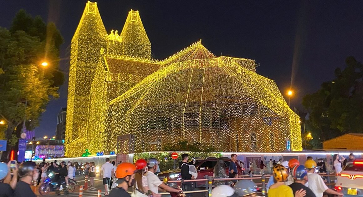 DỮ CHO BẠN BIẾT: DÃY THỜI TIẾT ĐẶC BIỆT ĐANG DIỄN RA, TỪ SỚM SÁNG SE LẠNH ĐẾN MƯA TRÁI MÙA KHỐI LƯỢNG – ĐỪNG BỎ LỠ NHỮNG THÔNG TIN HẤP DẪN NÀY!
