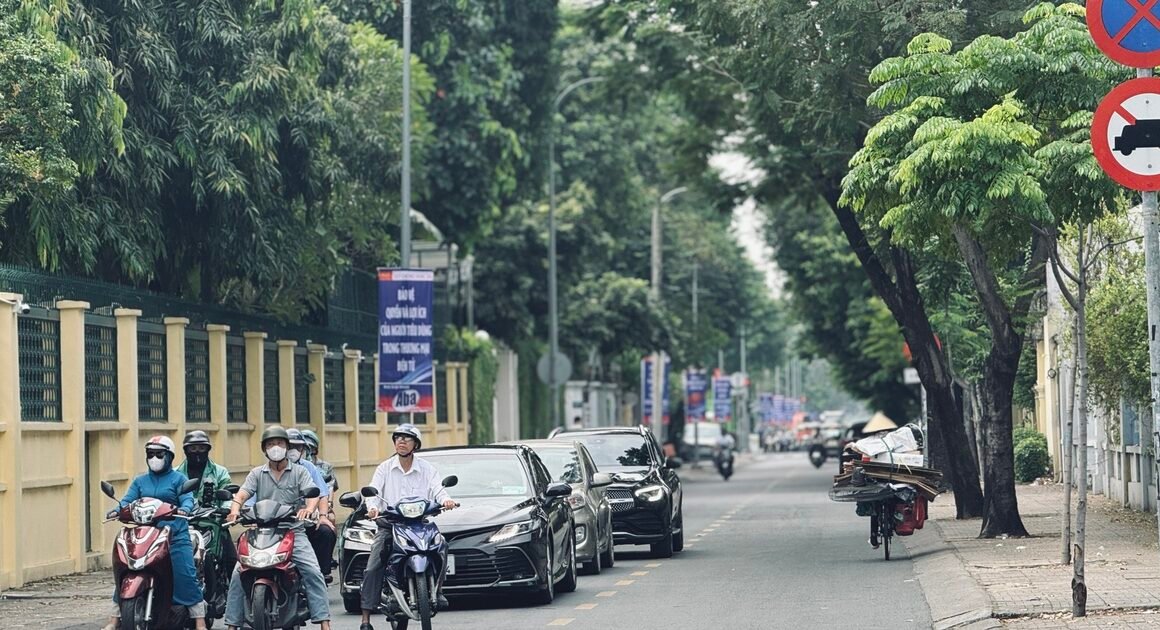 TẠI SAO THỜI TIẾT TRÊN ĐỊA PHẬN TP.HCM CÓ NGUYÊN NHÂN TĂNG DẦN GIẢM NHIỆT VỀ CHIỀU TỐI?