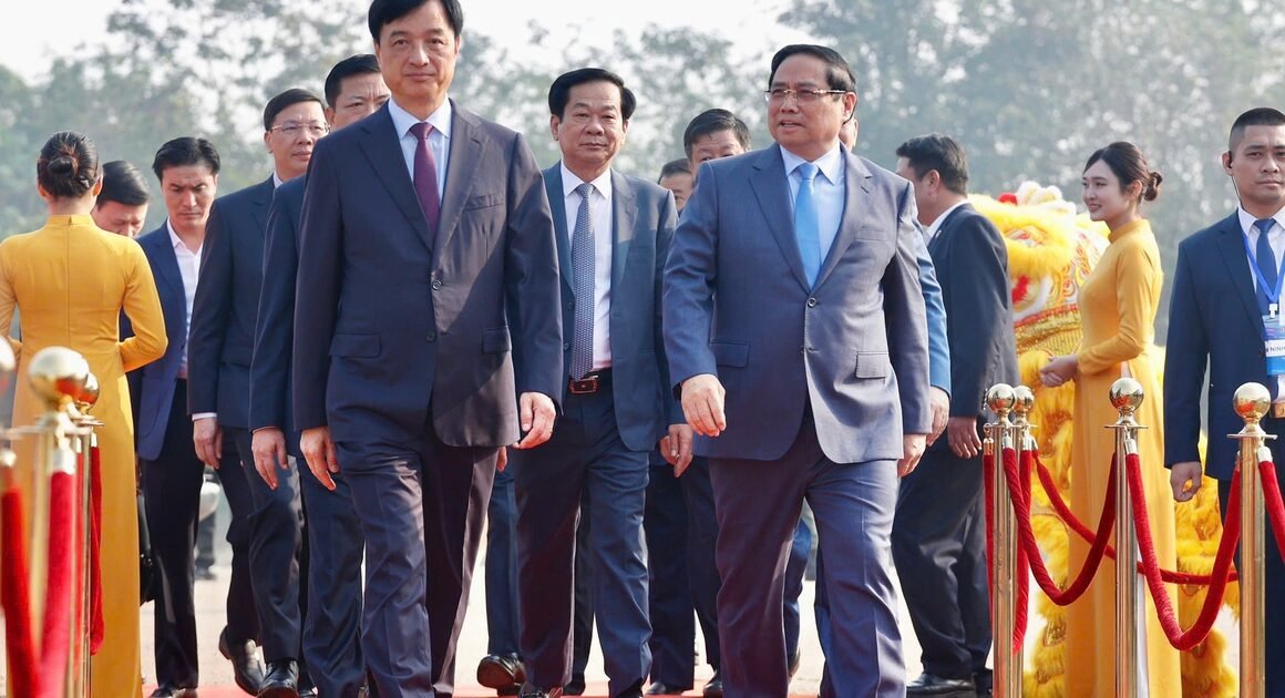 KHÁNH THÀNH HÀNG TRĂM CÔNG TRÌNH, DỰ ÁN LỚN ĐỂ ĐẦU TƯ PHÁT TRIỂN ĐẤT NƯỚC NGAY TRONG TIẾC MẮT!