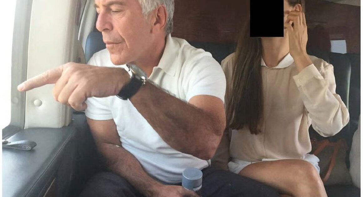 BỨC ẢNH MỚI TỪ DINH THỰ JEFFREY EPSTEIN LÀM RÕ NHỮNG GÌ CHƯA TỪNG ĐƯỢC TIẾT LỘ!