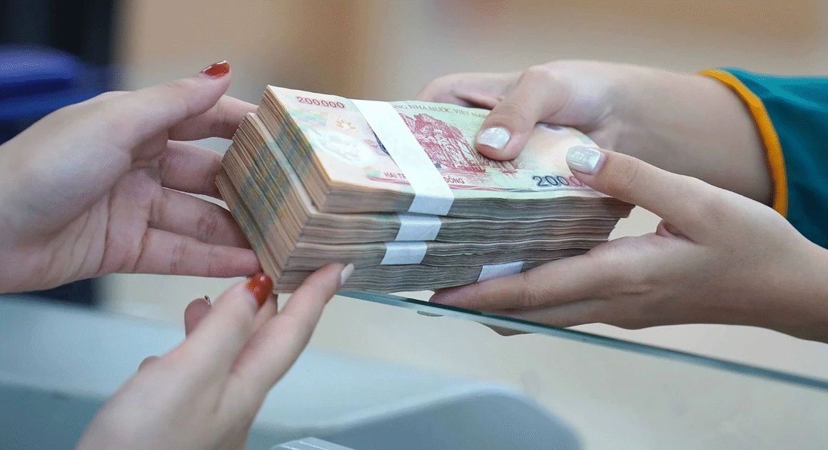 SỰ CHẬM TRỄ TRONG VIỆC BAN HÀNH QUY CHẾ NÂNG LƯƠNG VÀ TIỀN THƯỞNG CÓ THỂ GÂY ẢNH HƯỞNG ĐẾN ĐỘI NGŨ CÔNG CHỨC!