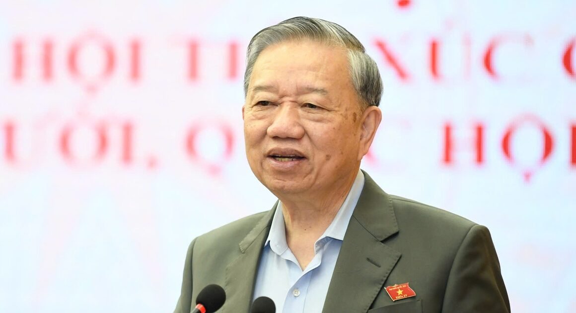 TỔNG BÍ THƯ TÔ LÂM YÊU CẦU HÀ NỘI KIỂM TRA: TRƯỜNG HỌC LIÊN KẾT BÊN NGOÀI GÂY THIỆT HẠI QUỸ CHÍNH SÁCH MIỄN HỌC PHÍ!