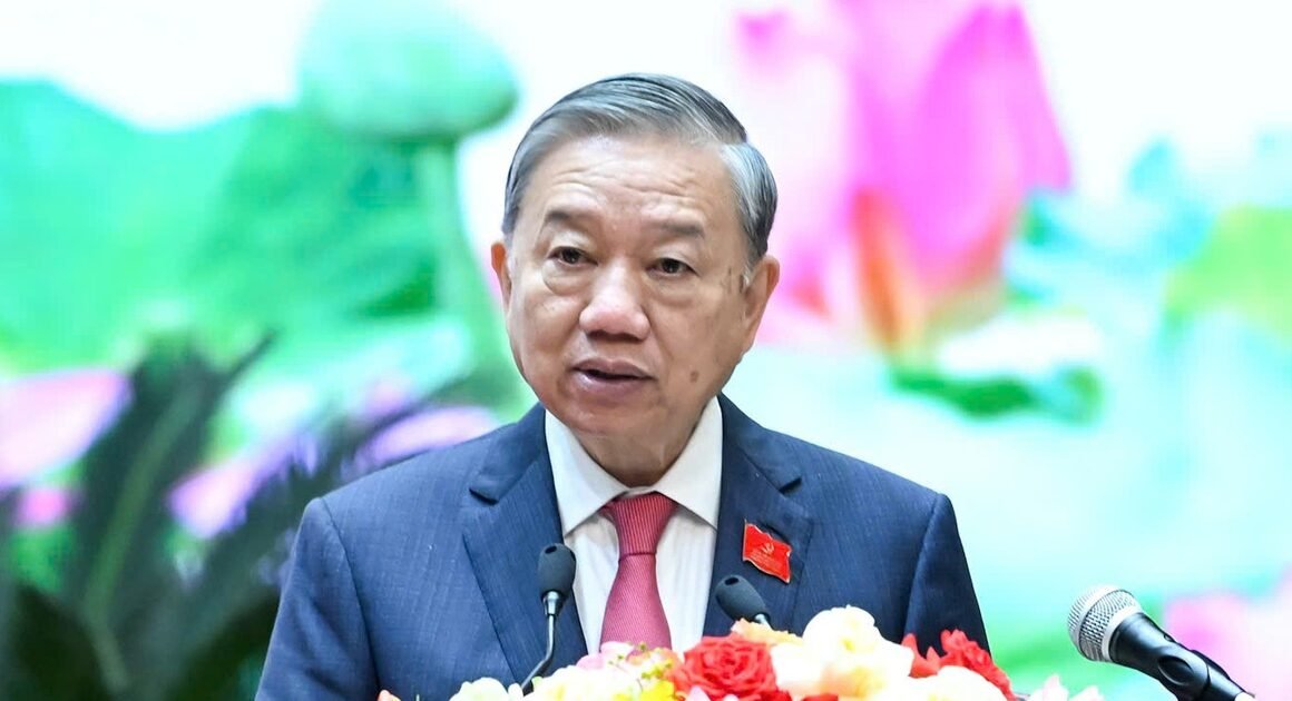 KHÔNG NGỪNG TỰ HÀO VỚI NIỀM TIN YÊU CỦA ĐẢNG, NHÀ NƯỚC VÀ NHÂN DÂN!