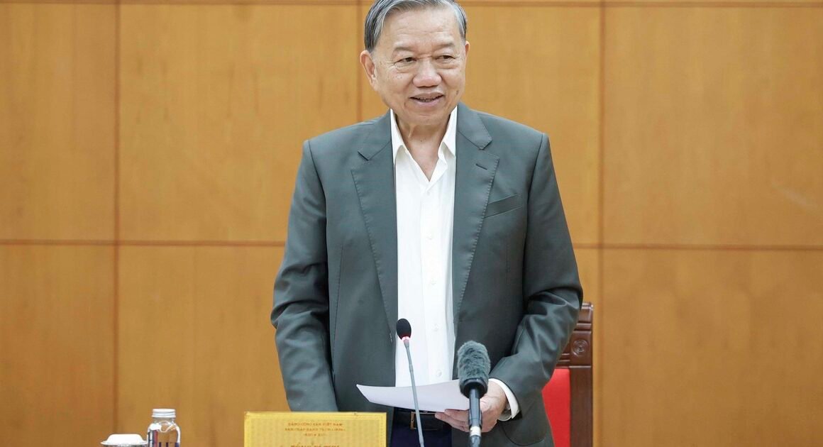 TÔ LÂM CHỦ TRÌ HỌP BẬC NHẤT VỀ ĐIỀU CHẾT VÀ TÌM KIẾM HÀI CỐT LIỆT SĨ