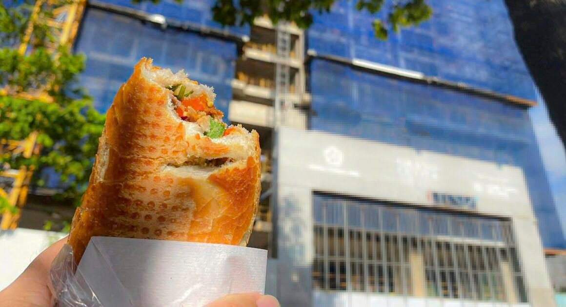 SAU KHI ĂN BÁNH MÌ TẠI CƠ SỞ H.V, HÀNG CHỤC NGƯỜI Ở QUẢNG NGÃI NỐI GẦN NGỘ ĐỘC DỨ DỪNG!
