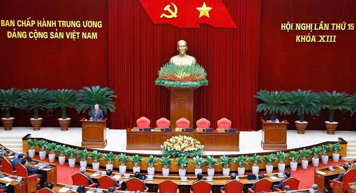 BẾ MẠC HỘI NGHỊ TRUNG ƯƠNG 15, NHỮNG THÔNG TIN QUAN TRỌNG VỀ NHÂN SỰ LẦN ĐẦU ĐƯỢC TIẾT LỘ!